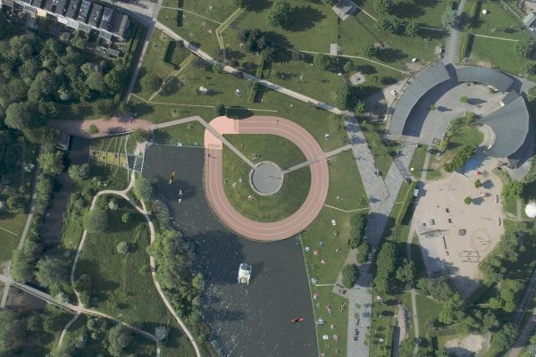 BM05 - 03 The Grift BM05 - 03 The Grift